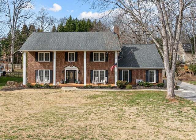 Property at 3309 Wynnewood Dr, Greensboro, NC 27408, 4 beds, 2.5 baths