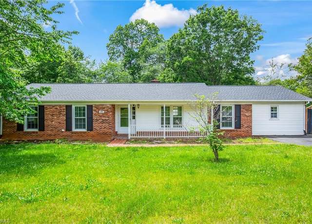 Property at 109 Stokes Forest Dr, King, NC 27021, 3 beds, 2 baths