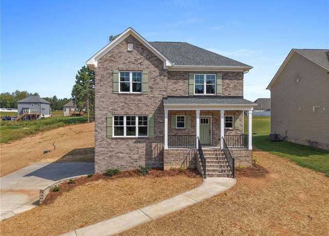 Property at 245 Painted Trl, Lexington, NC 27295, 3 beds, 2.5 baths