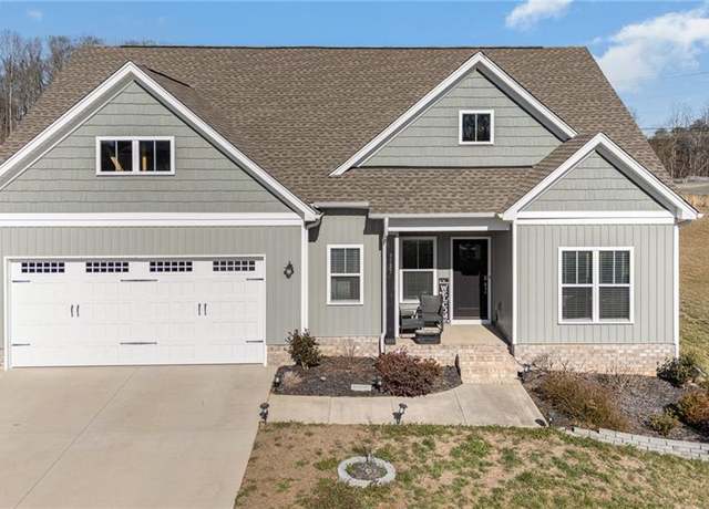 Property at 9237 Goodwill Church Rd, Kernersville, NC 27284, 3 beds, 2 baths