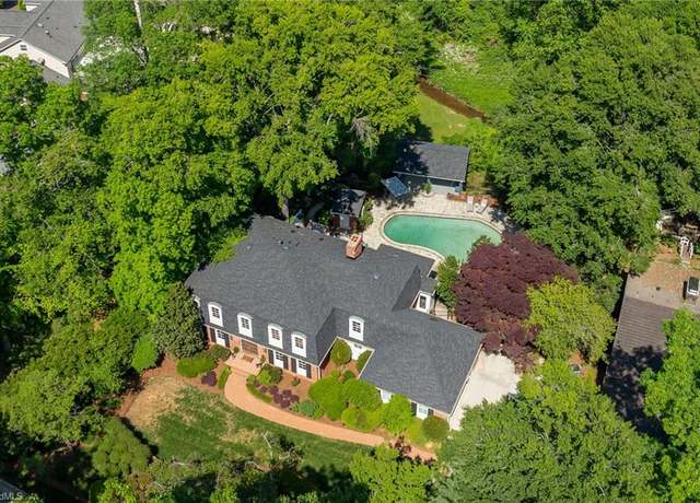 Property at 40 Kemp Rd E, Greensboro, NC 27410, 5 beds, 4.5 baths