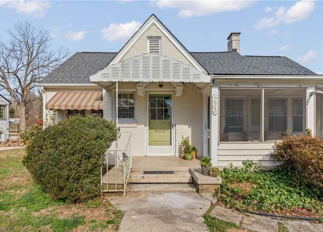 Property at 223 E Parkway Ave, High Point, NC 27262, 2 beds, 1.5 baths