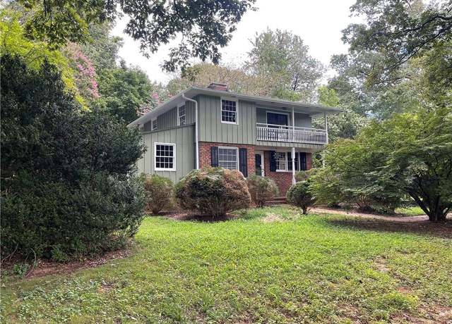 Property at 2281 Olivet Church Rd, Winston-salem, NC 27106, 4 beds, 2 baths