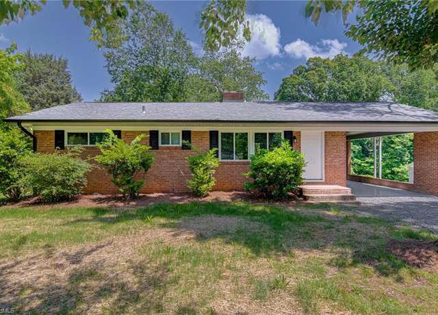 Property at 2947 Parkhurst Dr, Winston-salem, NC 27103, 3 beds, 1 bath