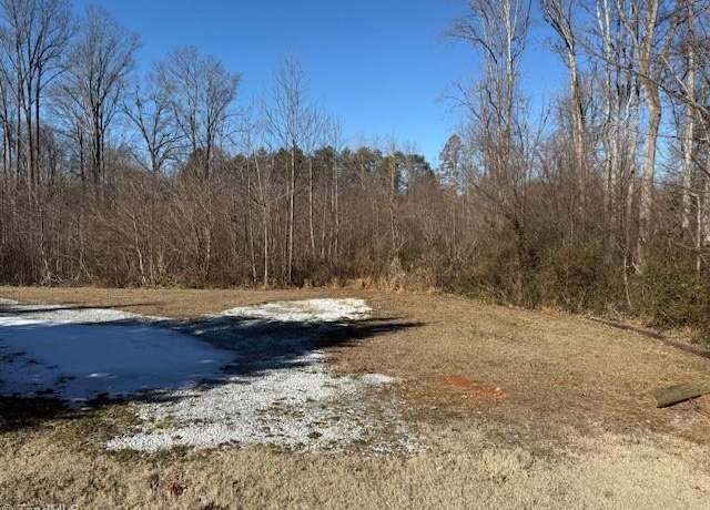 Property at 128 Oak Tree Dr, Mocksville, NC 27028