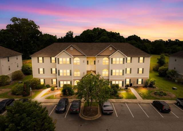 Property at 6112 Hedgecock Cir Unit 3B, High Point, NC 27265, 2 beds, 2 baths