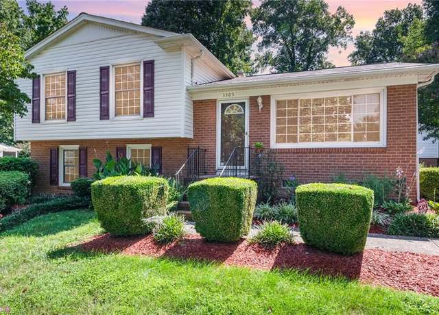 Property at 3305 Woodlea Dr, Greensboro, NC 27406, 3 beds, 2 baths