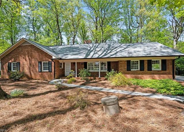 Property at 1417 Knightwood Dr, Greensboro, NC 27410, 4 beds, 3 baths