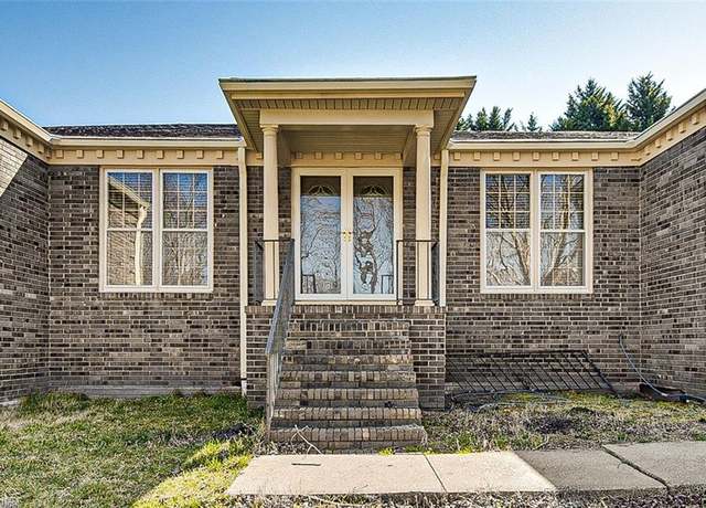 Property at 4704 Sweetbriar Rd, Greensboro, NC 27455, 6 beds, 3 baths