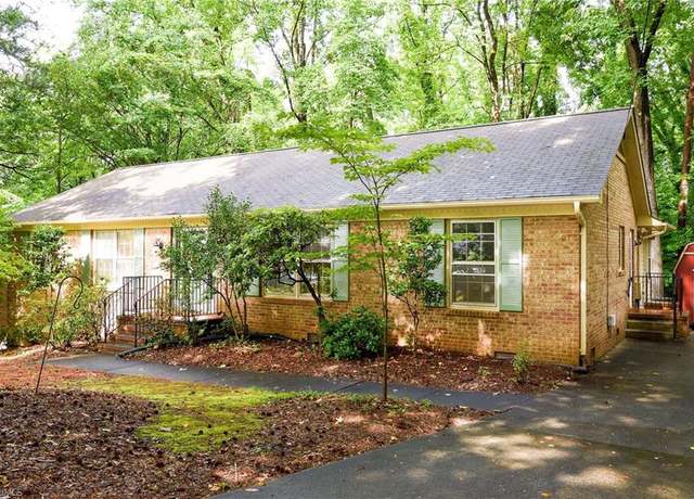 Property at 938 Greenwood Dr, Greensboro, NC 27410, 3 beds, 2 baths