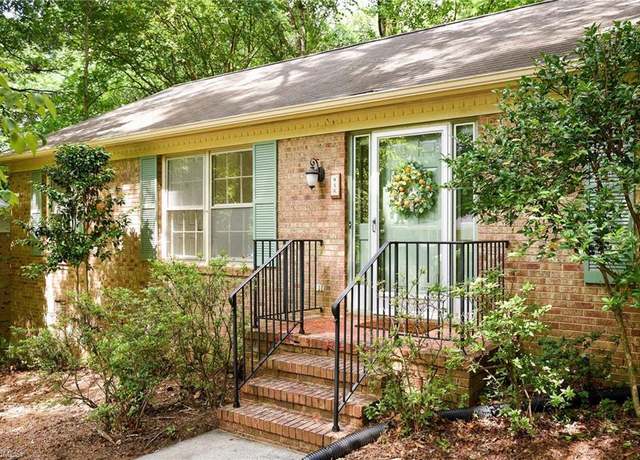 Property at 938 Greenwood Dr, Greensboro, NC 27410, 3 beds, 2 baths
