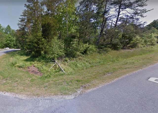 Property at 5805 Bartlett Dr, Greensboro, NC 27406