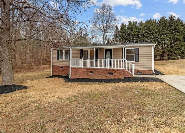 Property at 1041 E 22nd St, Kannapolis, NC 28083, 3 beds, 2 baths