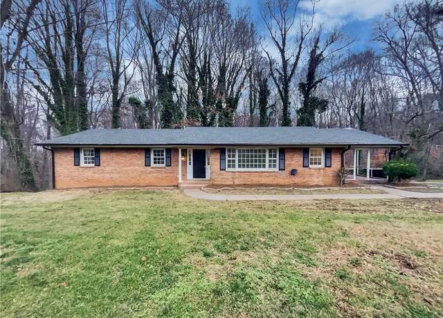 Property at 4555 Old Town Dr, Winston-salem, NC 27106, 3 beds, 2 baths