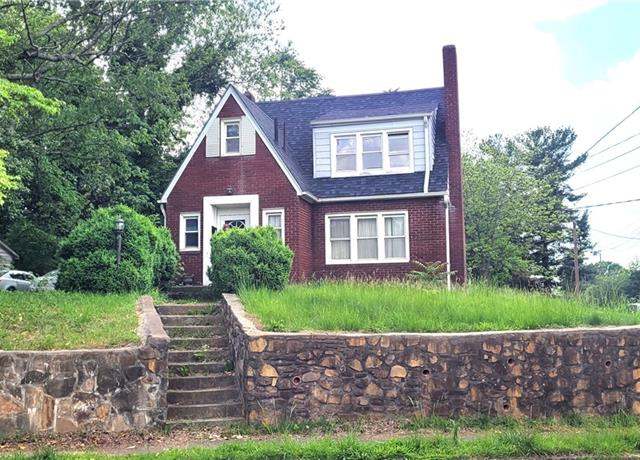 Property at 2524 N Cherry St, Winston-salem, NC 27105, 3 beds, 1 bath
