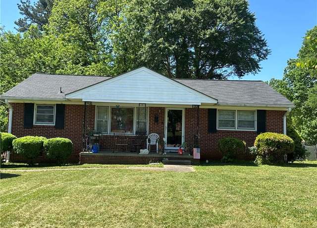 Property at 735 Fairfield St, Burlington, NC 27215, 3 beds, 1 bath