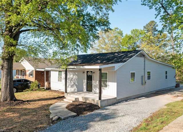 Property at 1322 Ardmore Dr, Greensboro, NC 27401, 4 beds, 2 baths