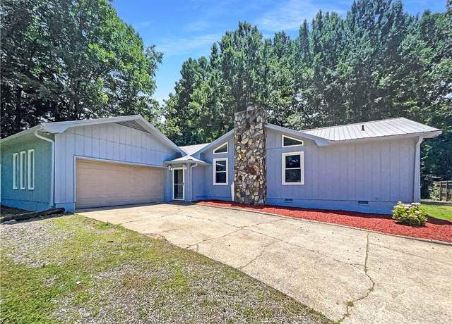 Property at 6630 Riverwood Rd, Walkertown, NC 27051, 3 beds, 2 baths