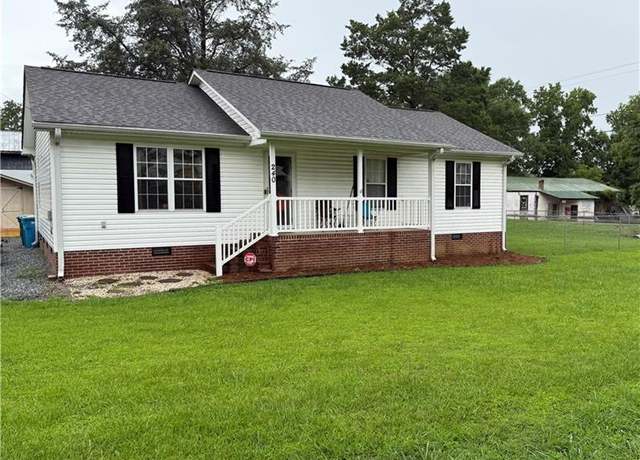 Property at 240 Anderson St, Denton, NC 27239, 3 beds, 2 baths