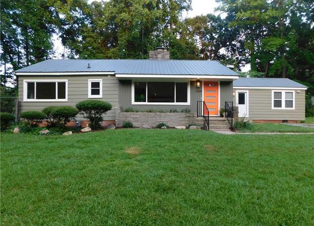 Property at 3104 Branchwood Dr, Greensboro, NC 27408, 3 beds, 2 baths