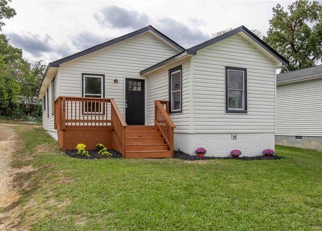Property at 108 Maple Ave, Thomasville, NC 27360, 3 beds, 2 baths