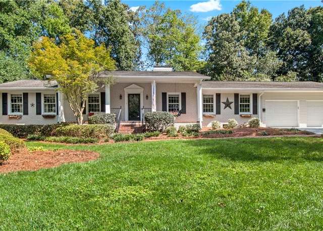 Property at 431 Hearthside Dr, Winston-salem, NC 27104, 4 beds, 3 baths