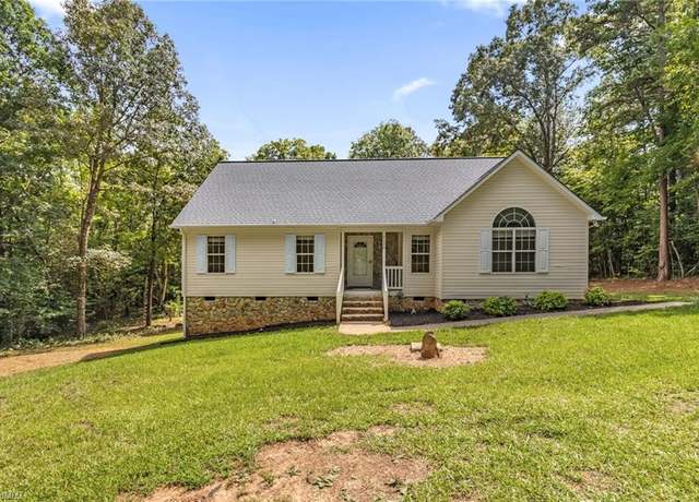 Property at 2120 Sunbeam Ct, Asheboro, NC 27205, 3 beds, 2 baths
