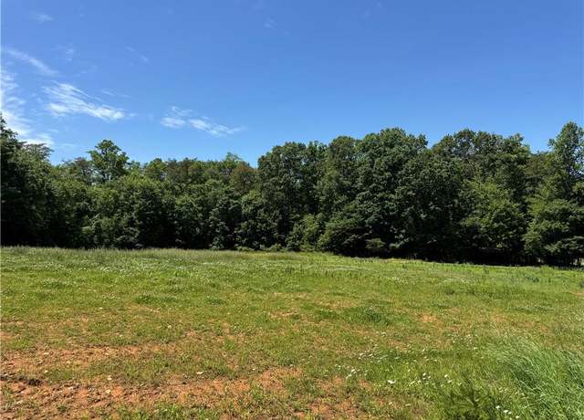 Property at 1065 Kiser Acres Rd, King, NC 27021