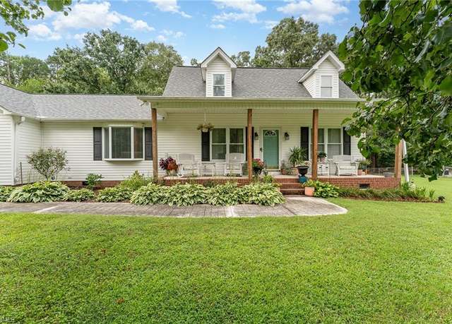 Property at 6030 Riverdale Dr, High Point, NC 27263, 3 beds, 2.5 baths