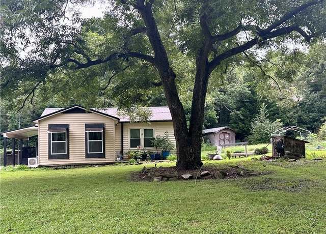 Property at 341 King Rd, Seagrove, NC 27341, 2 beds, 1 bath