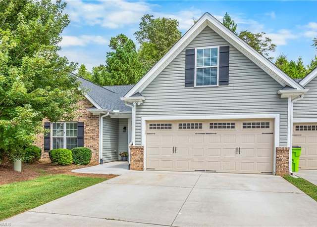 Property at 5104 Moseley Dr, Clemmons, NC 27012, 3 beds, 2 baths