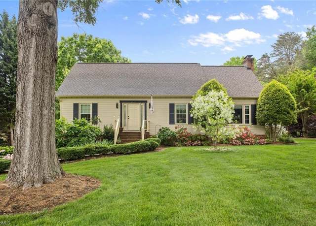 Property at 4121 Allistair Rd, Winston-salem, NC 27104, 4 beds, 3 baths