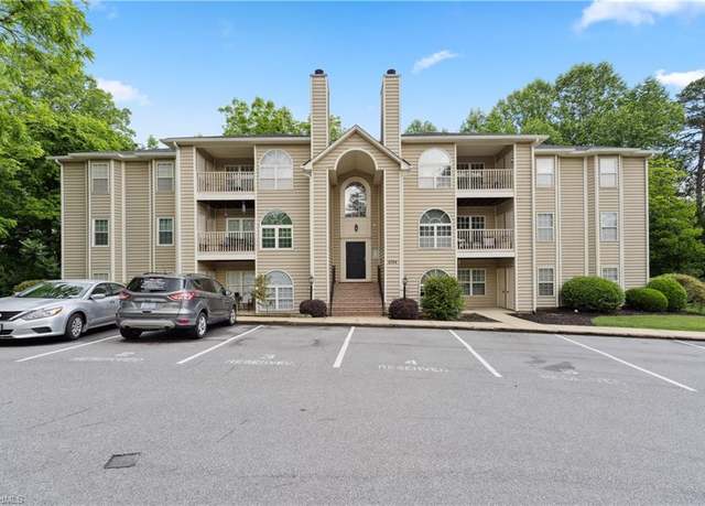 Property at 6704 W Friendly Ave Unit 4A, Greensboro, NC 27410, 2 beds, 2 baths