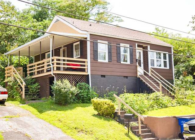 Property at 415 Pippen St, Mount Airy, NC 27030, 2 beds, 1 bath