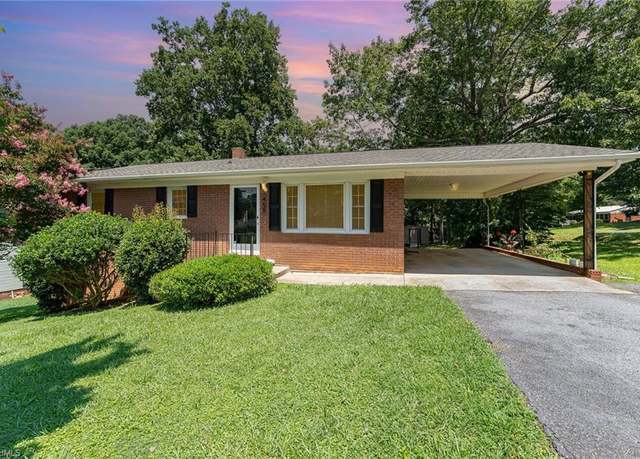 Property at 455 Brookwood Dr, Asheboro, NC 27203, 3 beds, 1 bath
