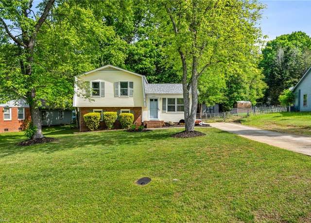 Property at 1685 Village Pl, Winston-salem, NC 27127, 3 beds, 1.5 baths