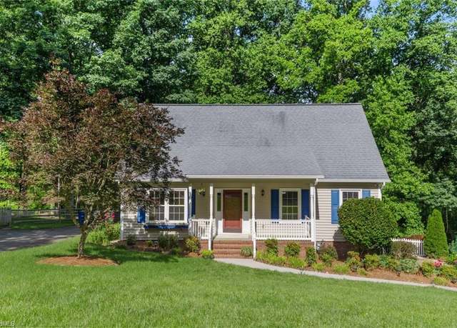 Property at 204 Bradberry Ln, Winston-salem, NC 27104, 3 beds, 3 baths
