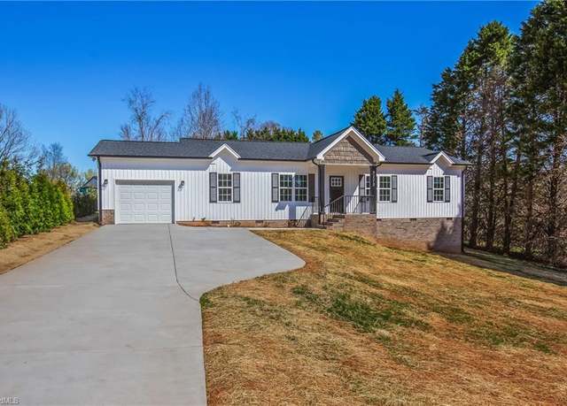 Property at 7113 Hunting Brook Ct, Walkertown, NC 27051, 3 beds, 2 baths