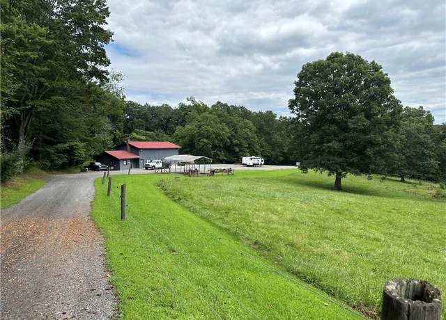 Property at 197 Long Leaf Trl, Mount Airy, NC 27030, 2 beds, 1 bath
