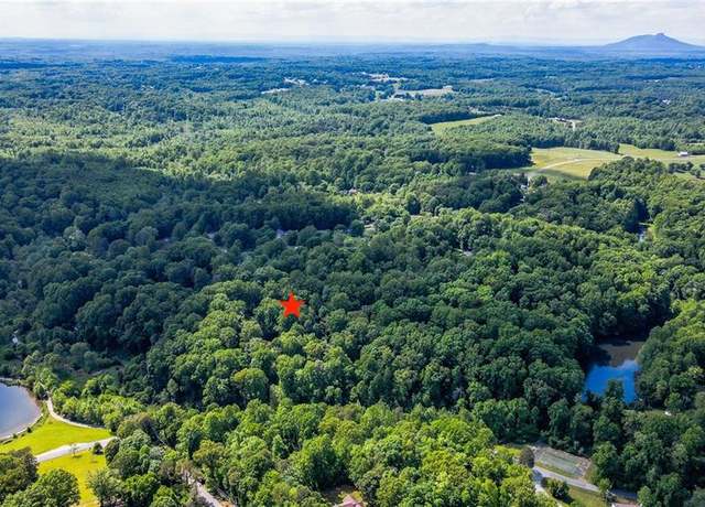Property at 3806 Lakeview Dr, Pfafftown, NC 27040