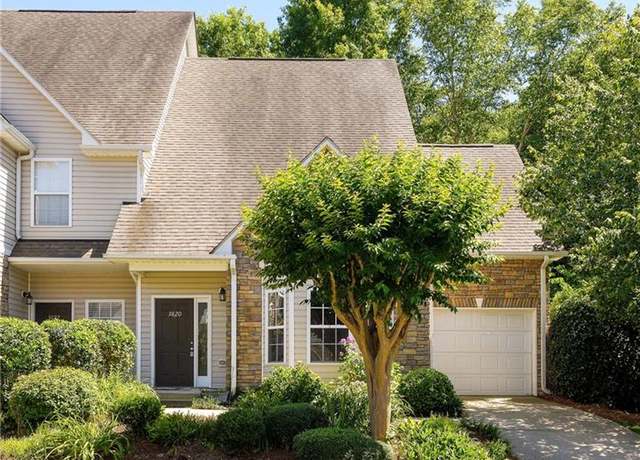 Property at 3820 Wayfarer Dr, Greensboro, NC 27410, 3 beds, 2.5 baths