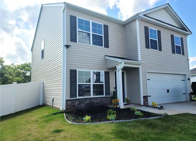 Property at 344 Sadie Mae Dr, Lexington, NC 27295, 4 beds, 2.5 baths
