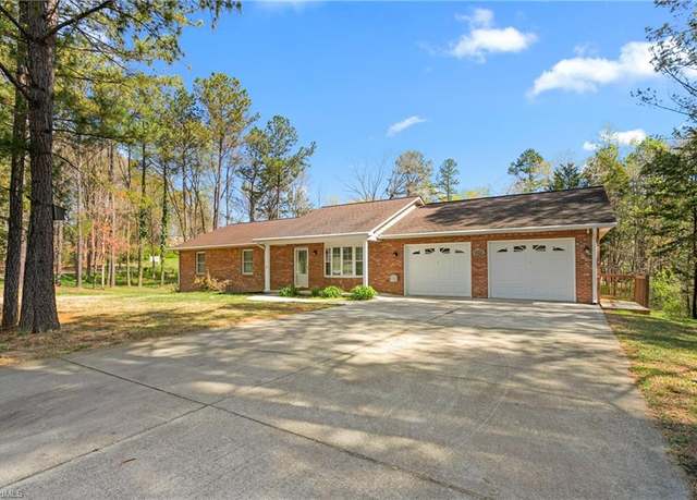 Property at 3317 Kennedy Rd, Thomasville, NC 27360, 3 beds, 3 baths