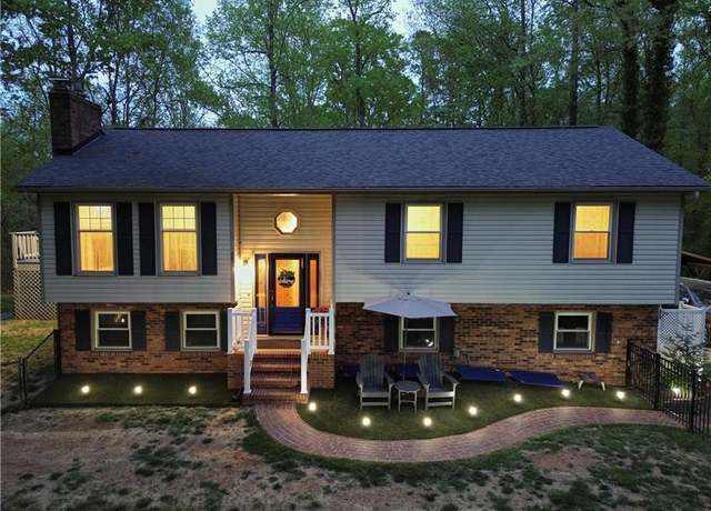 Property at 6130 Narrow Way Ln, Winston-salem, NC 27105, 3 beds, 2 baths