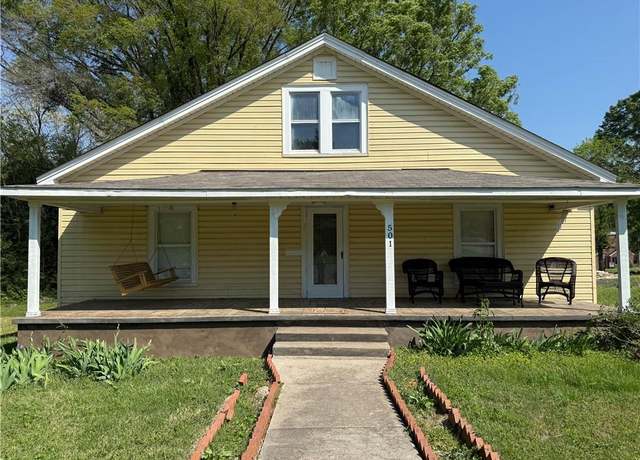 Property at 501 N 3rd Ave, Mayodan, NC 27027, 2 beds, 1 bath