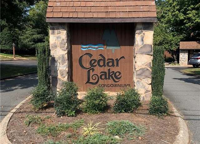 Property at 116 Cedar Lake Trl, Winston-salem, NC 27104, 2 beds, 2 baths