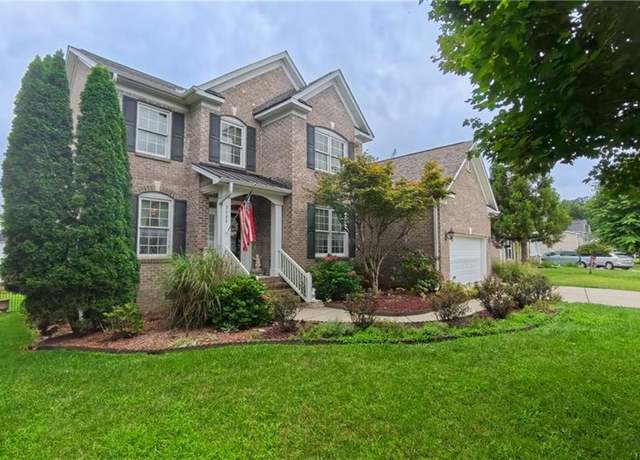 Property at 3508 Alamosa Dr, High Point, NC 27265, 5 beds, 3.5 baths