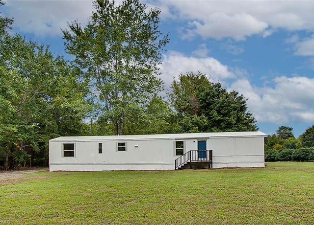 Property at 5428 Gypsy Rose Dr, Liberty, NC 27298, 2 beds, 2 baths