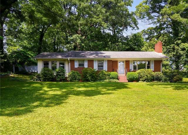 Property at 4550 Sunny Dr, Winston-salem, NC 27106, 3 beds, 1 bath
