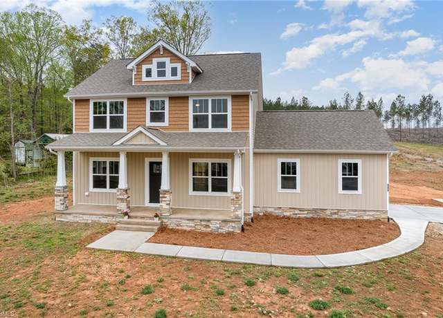 Property at 886 Riverside Dr, Lexington, NC 27292, 4 beds, 2.5 baths